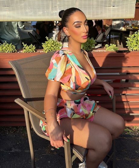 Omaima Benamre pornstar art photo