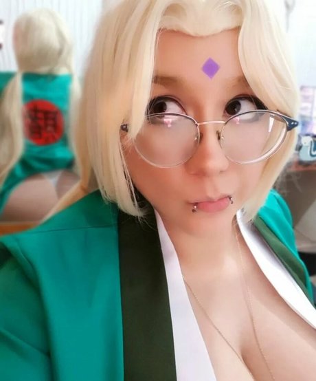 Pekeasmr erotic actress img