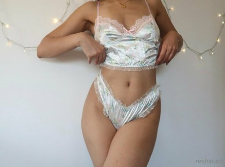 Resh model sex gallery