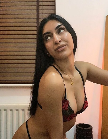 Resh free pornstar picture