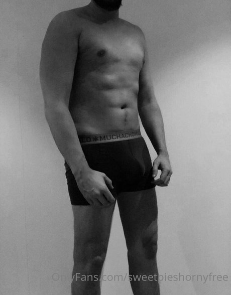 Sweetpiesswe exclusive model pic