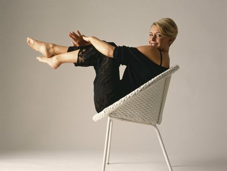 Leslie Ash model best pic