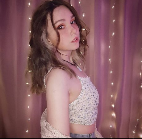 Feedeline naked pornstar gallery