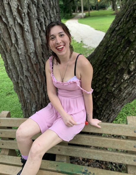 swallowpeaches perfect actress pics