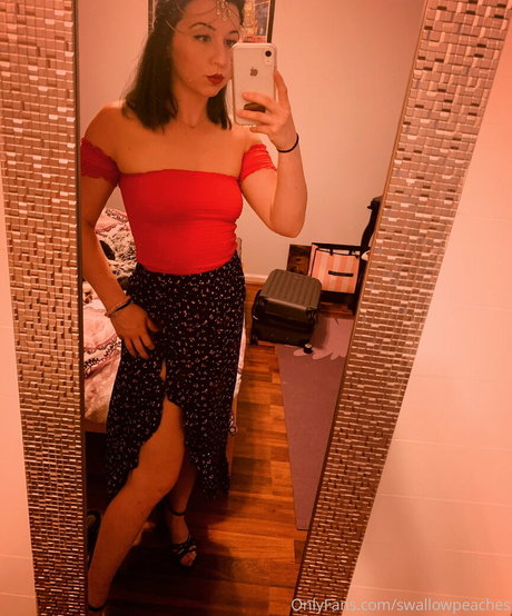 hottest mature onlyfans pornographic photos