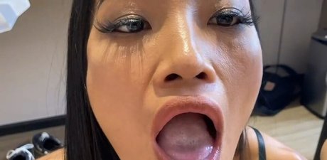 Far Thai pornstar pretty pic
