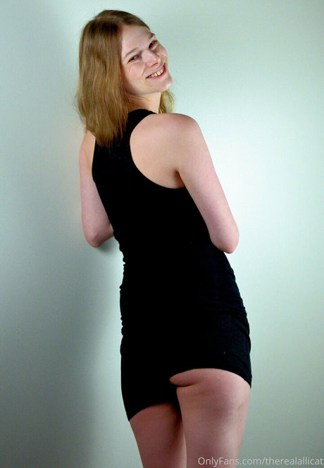 therealallicat naked star gallery