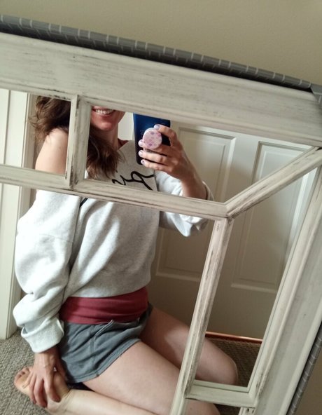 blonde mom onlyfans sexy naked photos