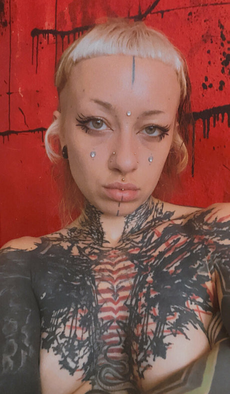 deadlexi adult model images