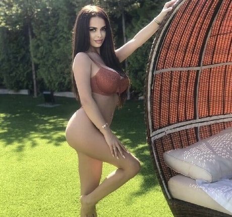 Maya Bulgarien star picture