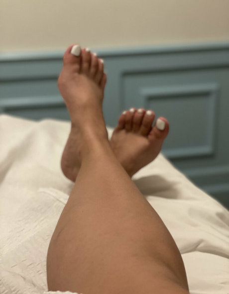 blonde wife onlyfans free photos