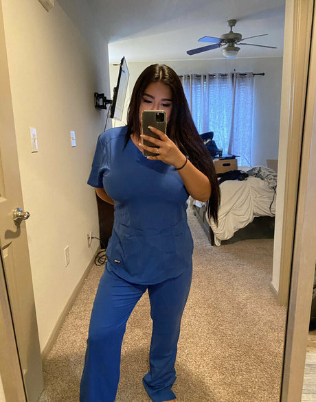 samanthaswte top profile image
