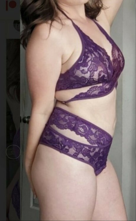 Gapeach713 porn actress photo