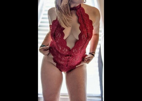 Gapeach713 sexy star picture