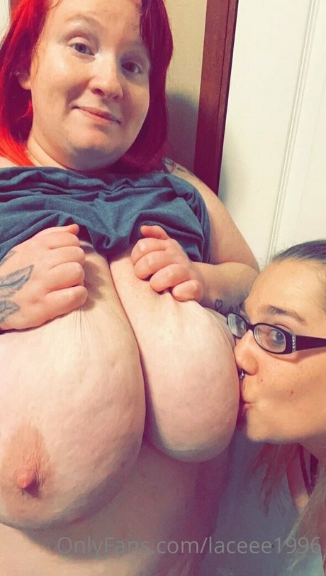 laceee1996 free star galleries