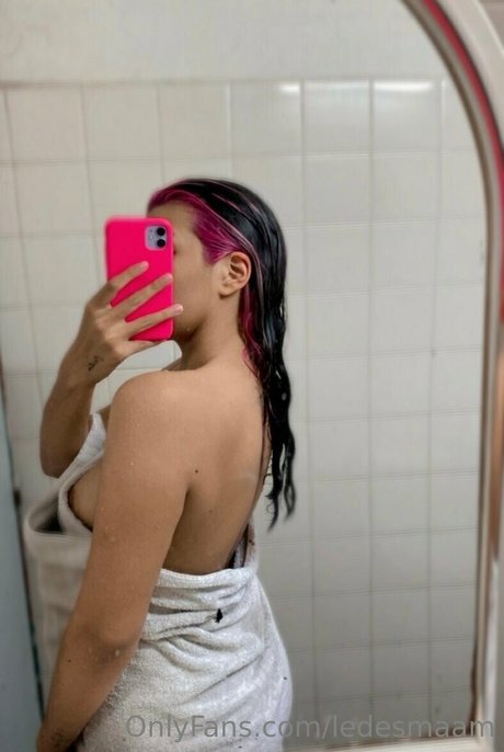 ledesmaam star erotic photos