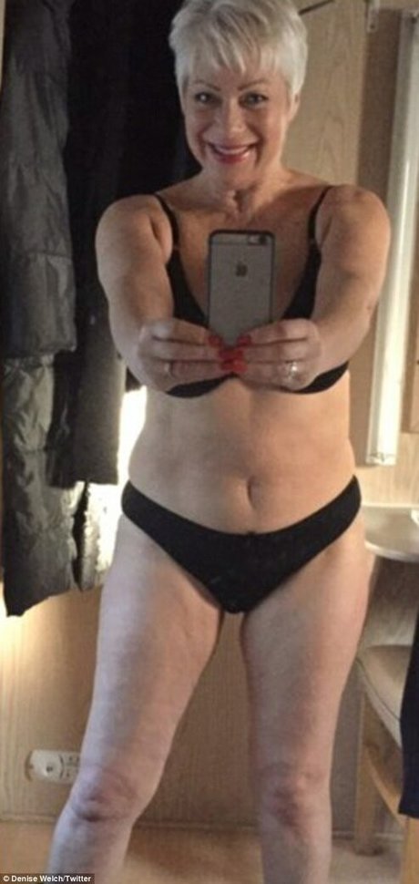 Denise Welch star photo