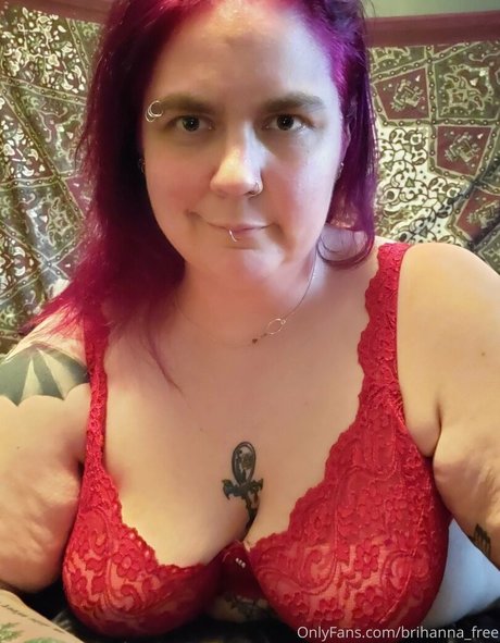 brihanna babe nice model img