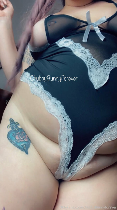 chubbybunnyforever model beautiful pictures