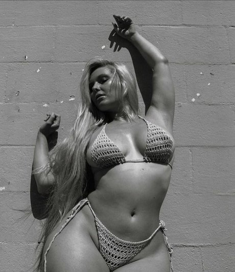 Amethyst Franklin sexy star photo