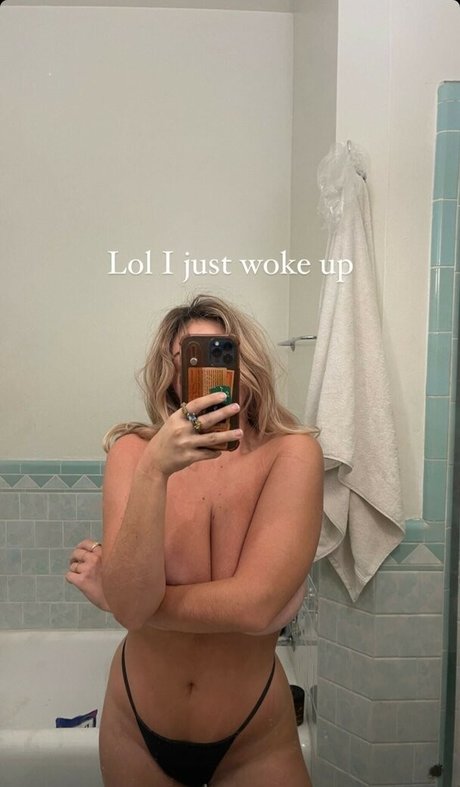 big ass blonde onlyfans sexy nude photo