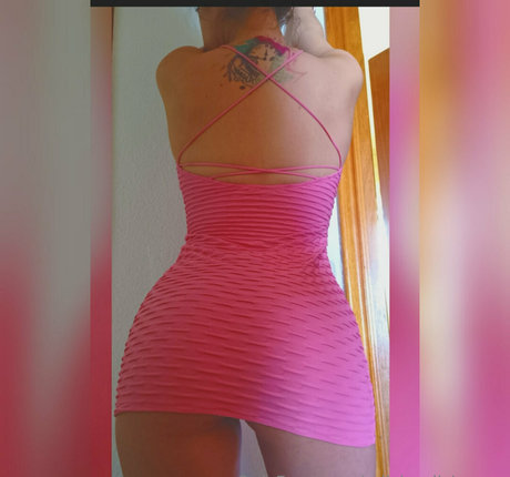 adivinadivinanza erotic model image