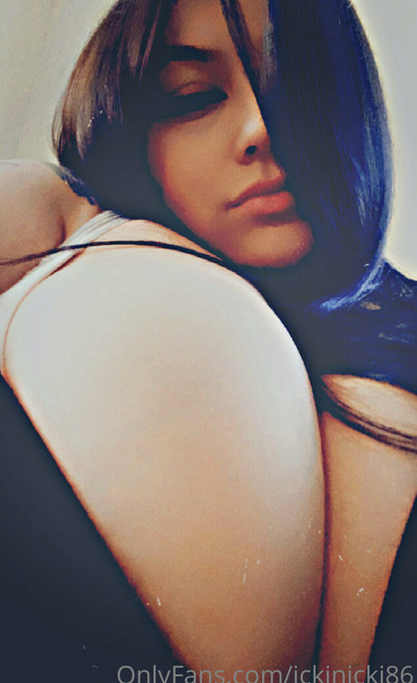 ickinicki86 beautiful model img