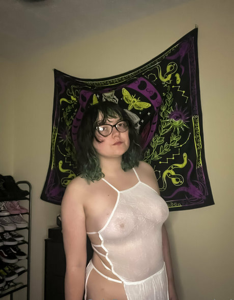 uncagedavi pornstar pics