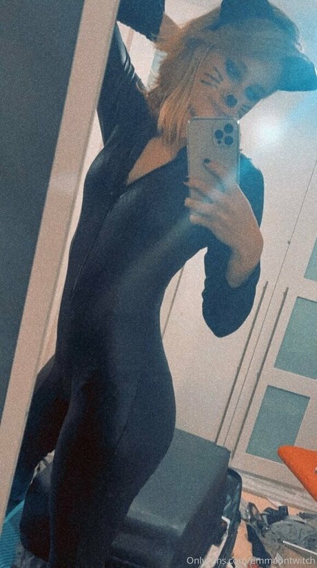 emmaontwitch model beautiful image
