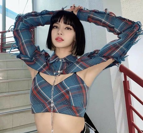 Lalisa Manobal model nudes photos