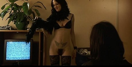 Asia Argento xxx pornstar pic