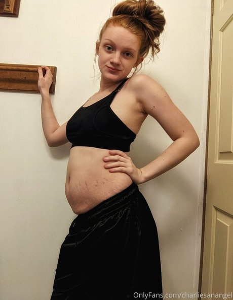 charliesanangel model nude pics