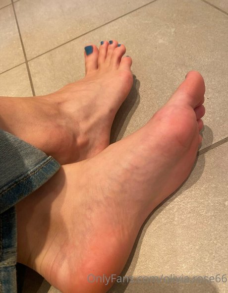 olivia rose66 model naked photo