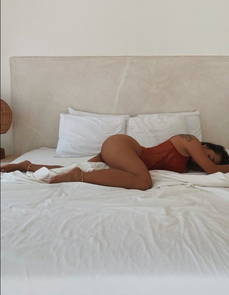 OfficialArmaniMarie nice model archive