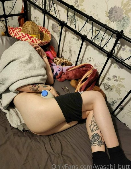 wasabi butt nude actress pic