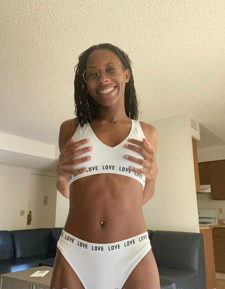 blackandyellownsfw pornstar exclusive photos