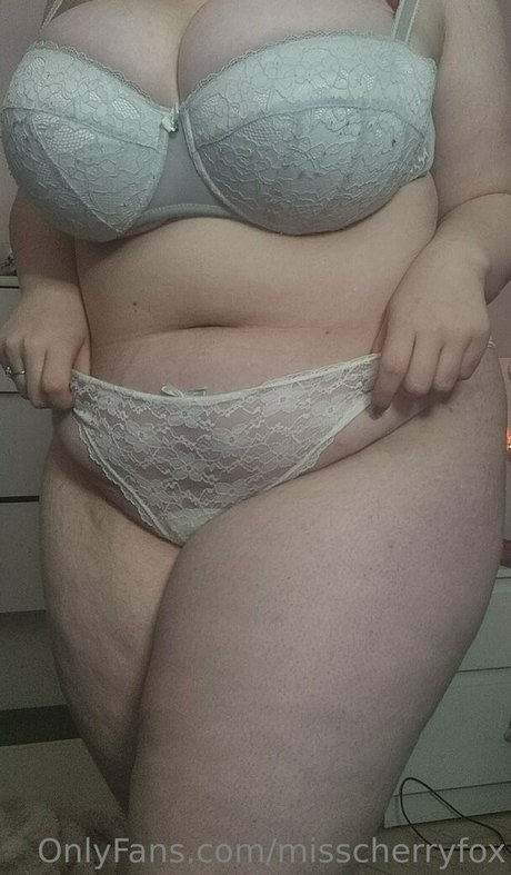 misscherryfox star hot images