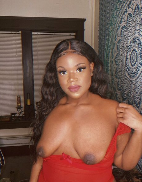 plushd0ll nude pornstar img