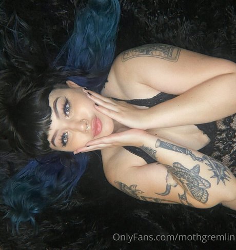 mothgremlin hot actress picture