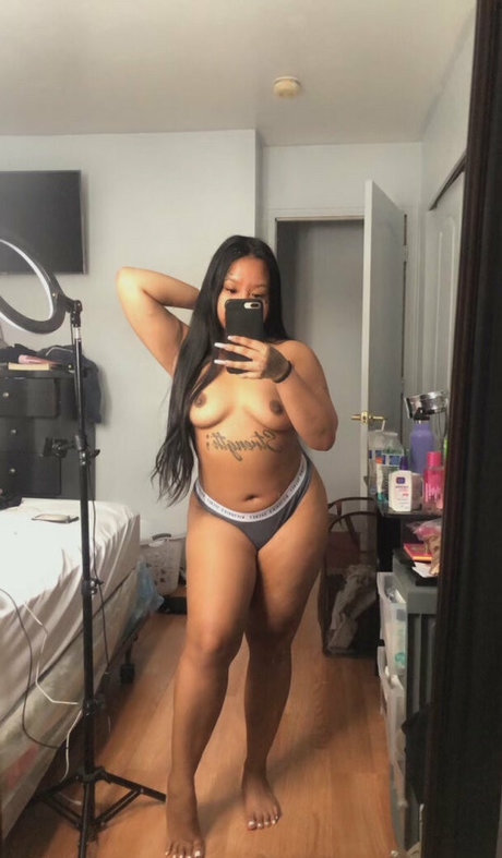 iwantfeli star nudes photos