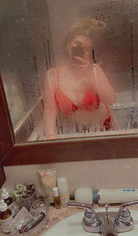 blonde trans onlyfans sexy nude pic