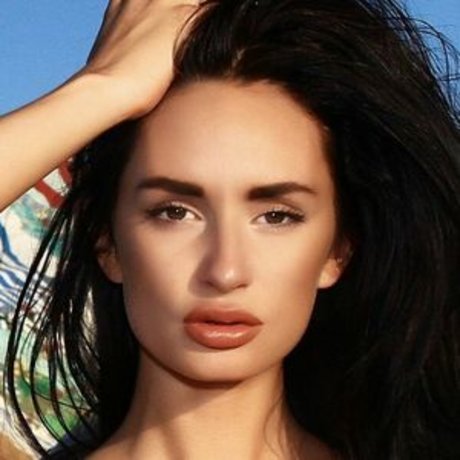 Rosie Roff nude actress archive