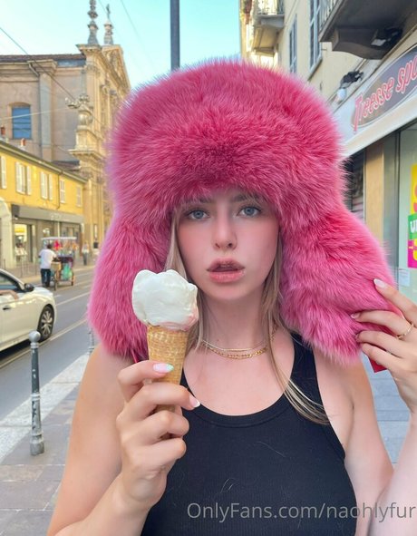 cute shemale onlyfans porn images