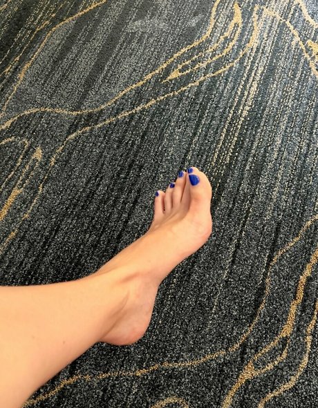 jewelsfeetandtoes exclusive model pics