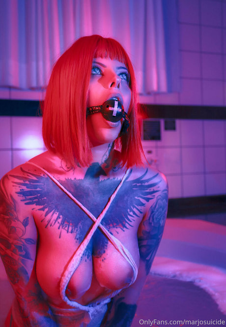 marjosuicide pornstar exclusive photos