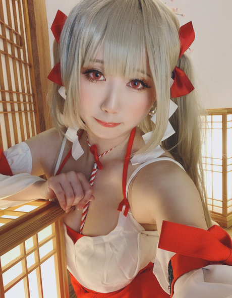 Sameki art model pic