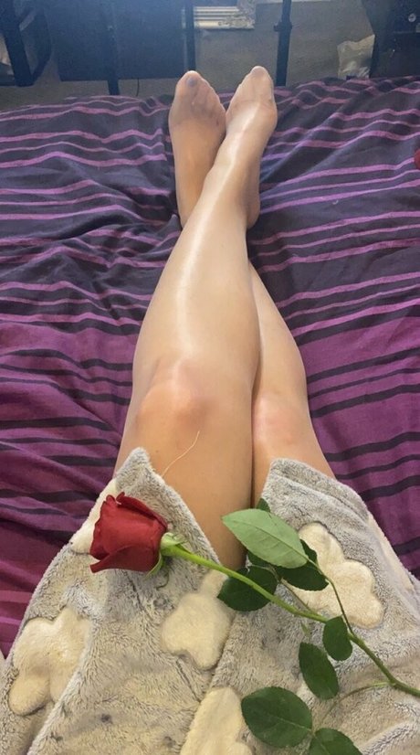 suziesuze model sexy pics