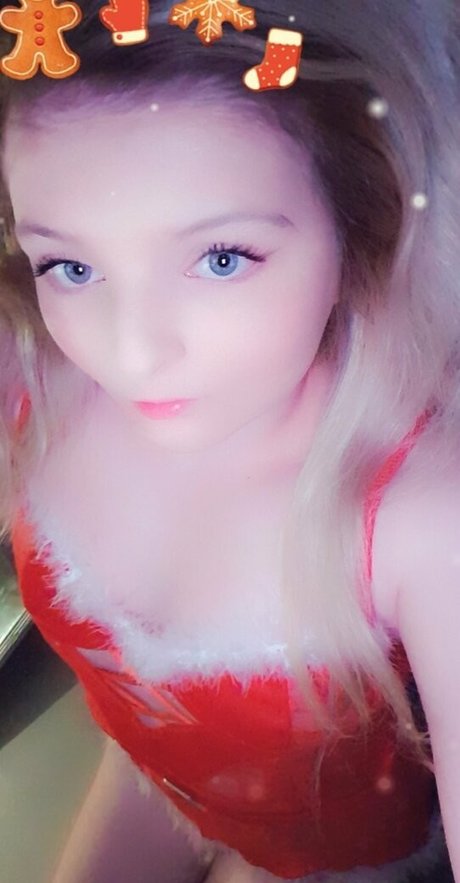 alexxxuncensoredx pretty model image