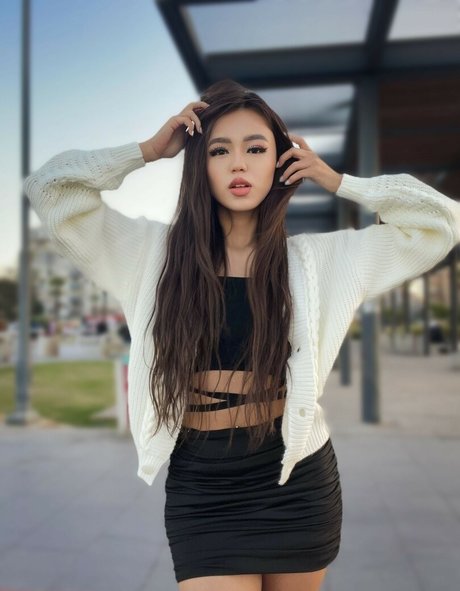 Zhang sex pornstar galleries