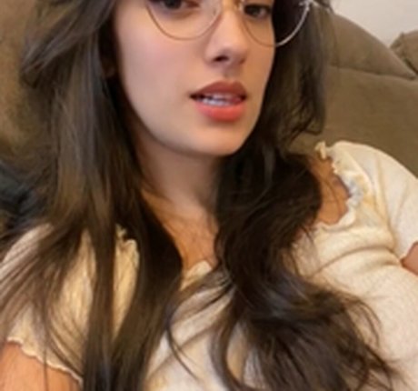 hlpamii nudes star picture